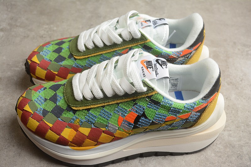 sacai x Nike LDVaporwaffle Mix Low “Green DR5209-300