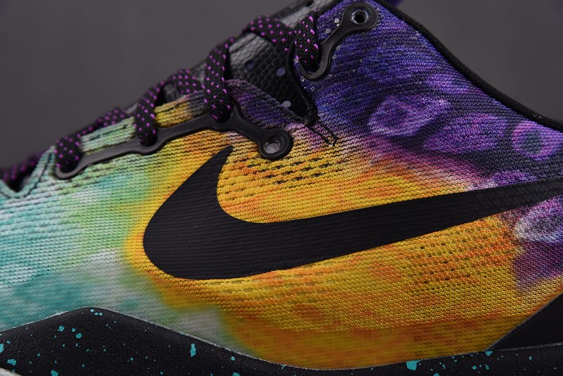NIKE KOBE 8 EASTER 555035-302
