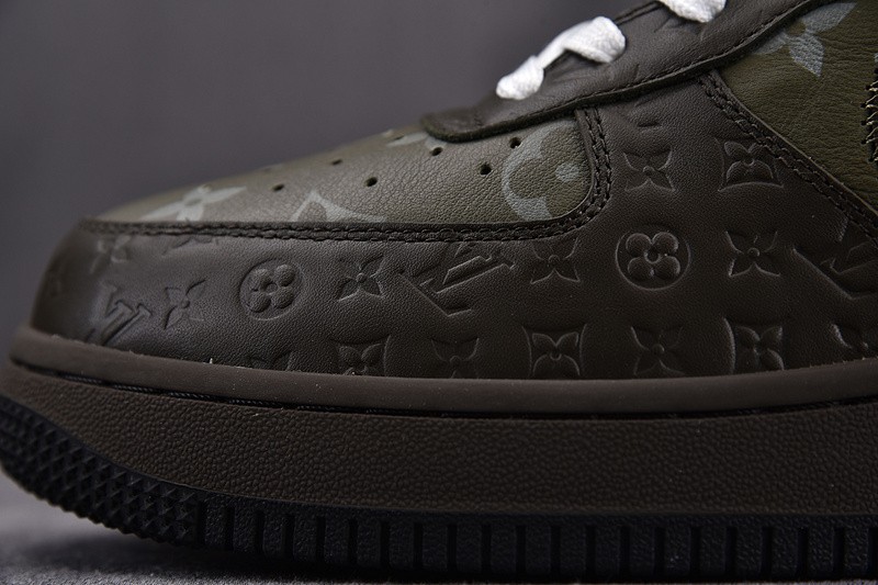 NIKE LOW AIR FORCE 1 X grey green