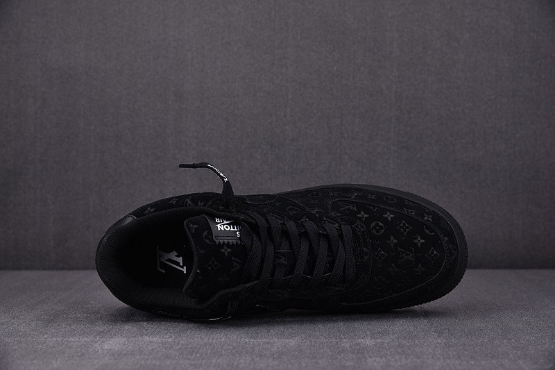NIKE LOW AIR FORCE 1 X full black