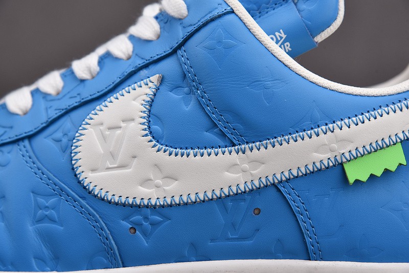 NIKE LOW AIR FORCE 1 X light bule