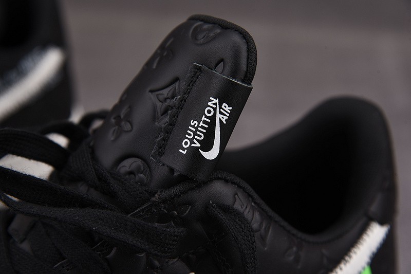 NIKE LOW AIR FORCE 1 X black