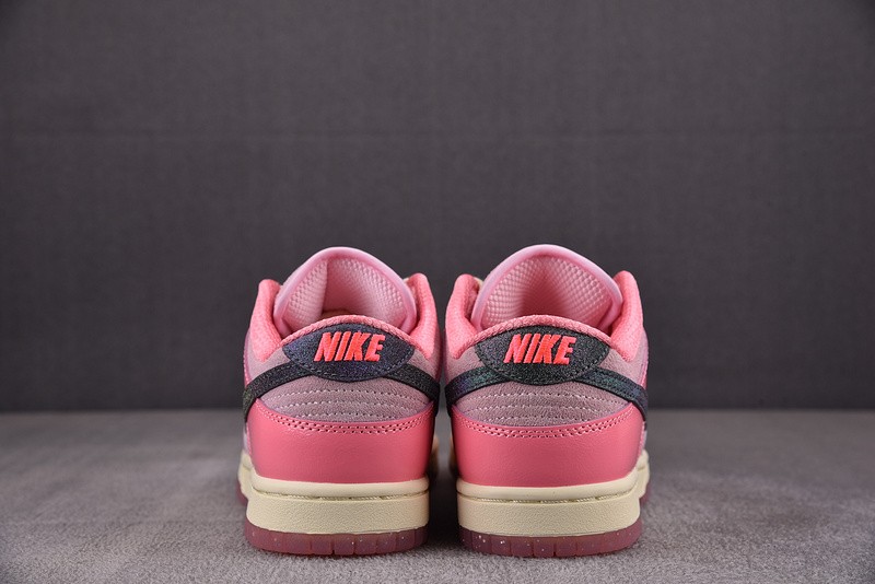 Nike Dunk Low WMNS Barbie FN8927-621