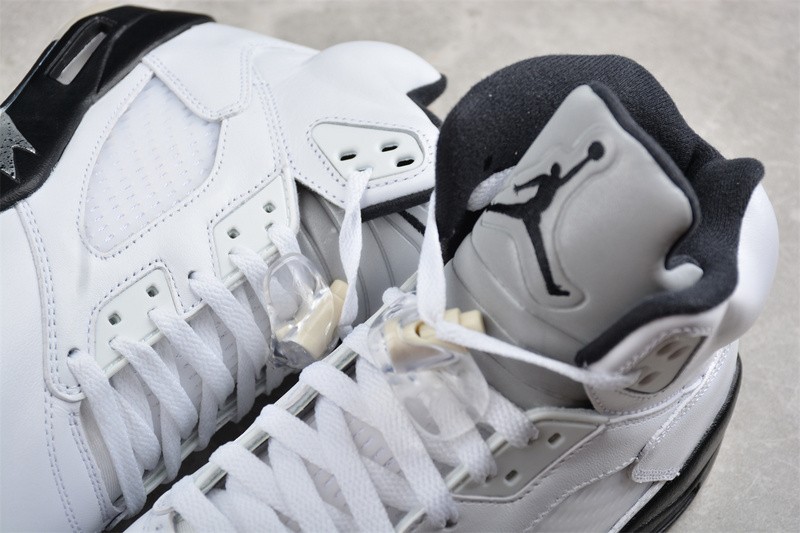 Air Jordan 5 Retro