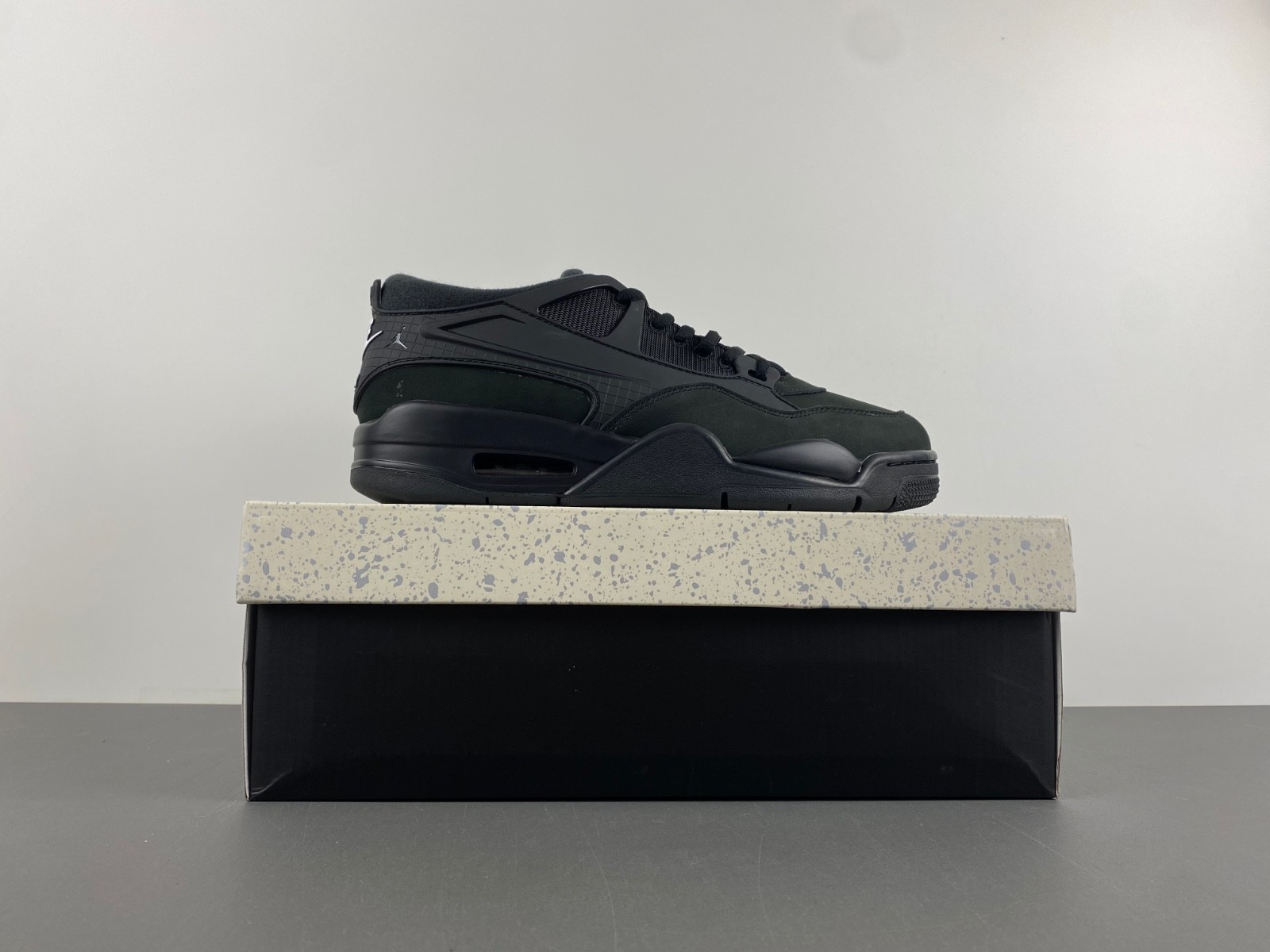 Air Jordan 4 RM Black Cat FQ7939-004