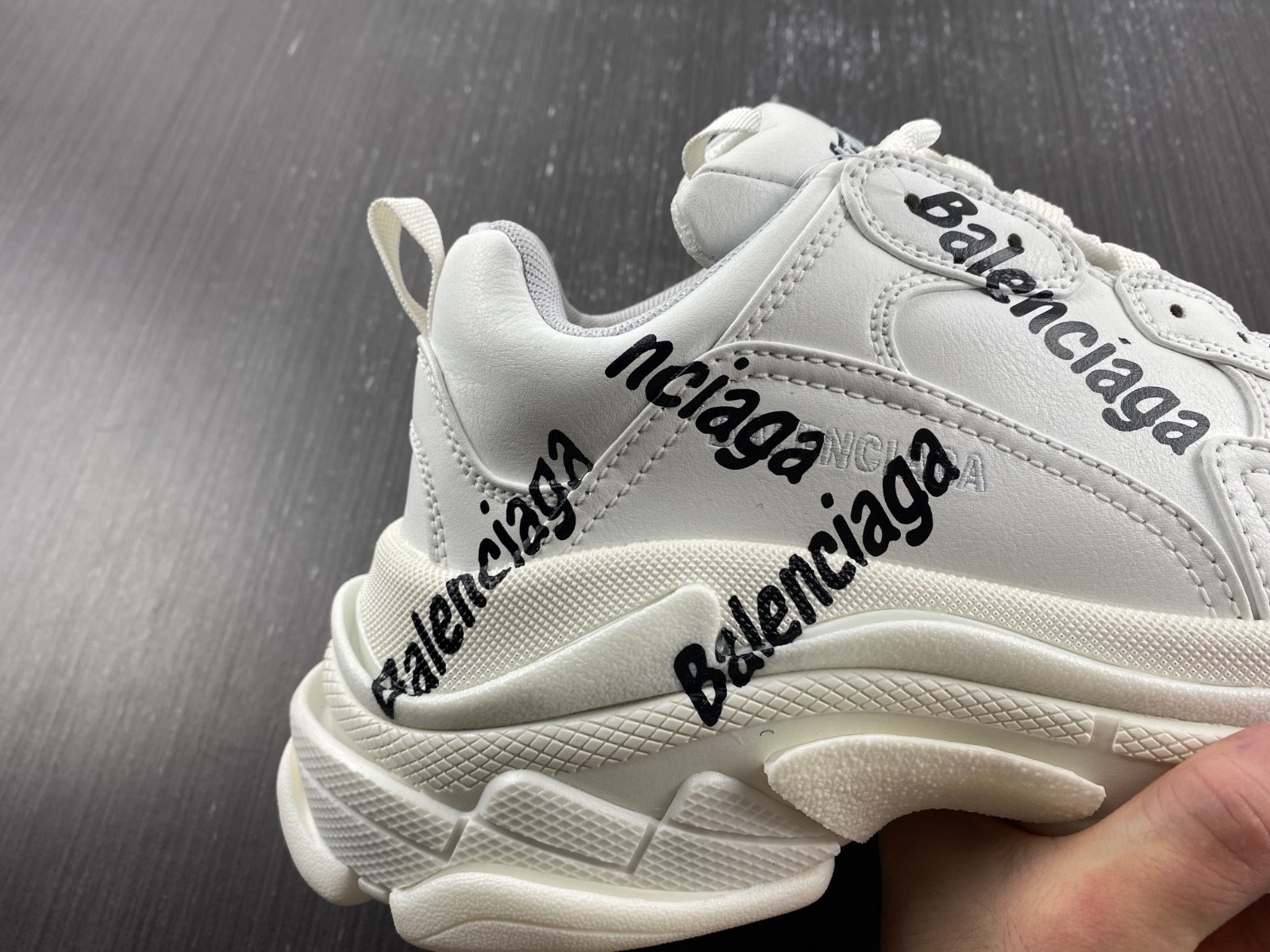 TRIPLES TRAINER SNEAKERS 2000055