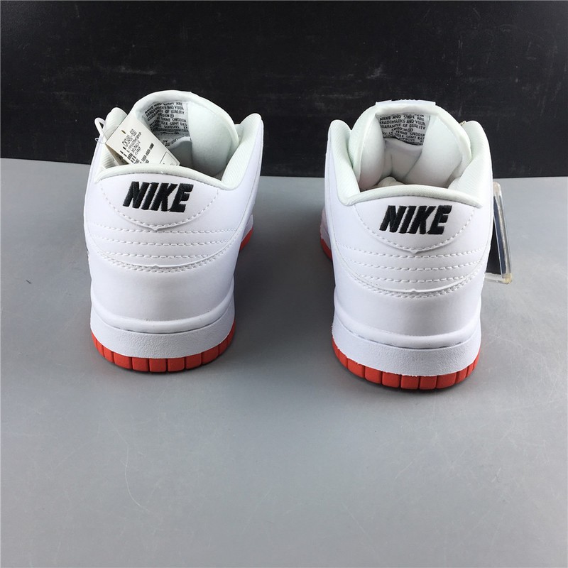 S*p*e Nike SB Dunk Low