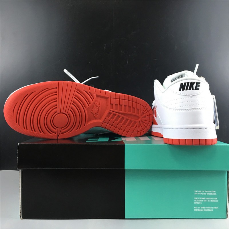 S*p*e Nike SB Dunk Low  