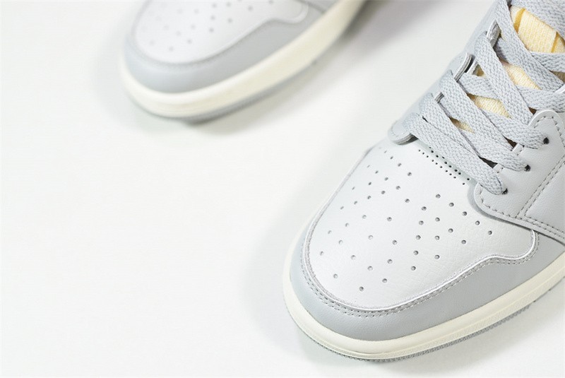 Air Jordan 1 Zoom Comfort
