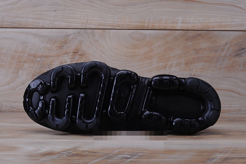 Nikelab Air Vapormax Flyknit "Triple Black" - 899473 003