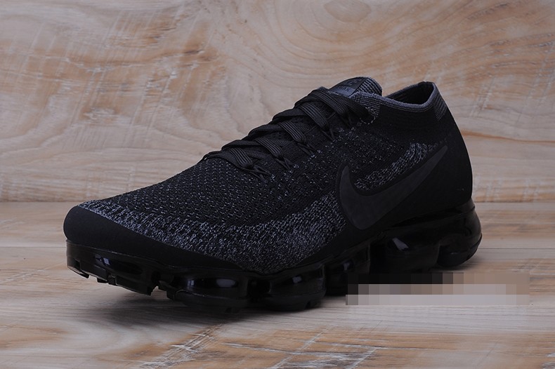 Nikelab Air Vapormax Flyknit "Triple Black" - 899473 003