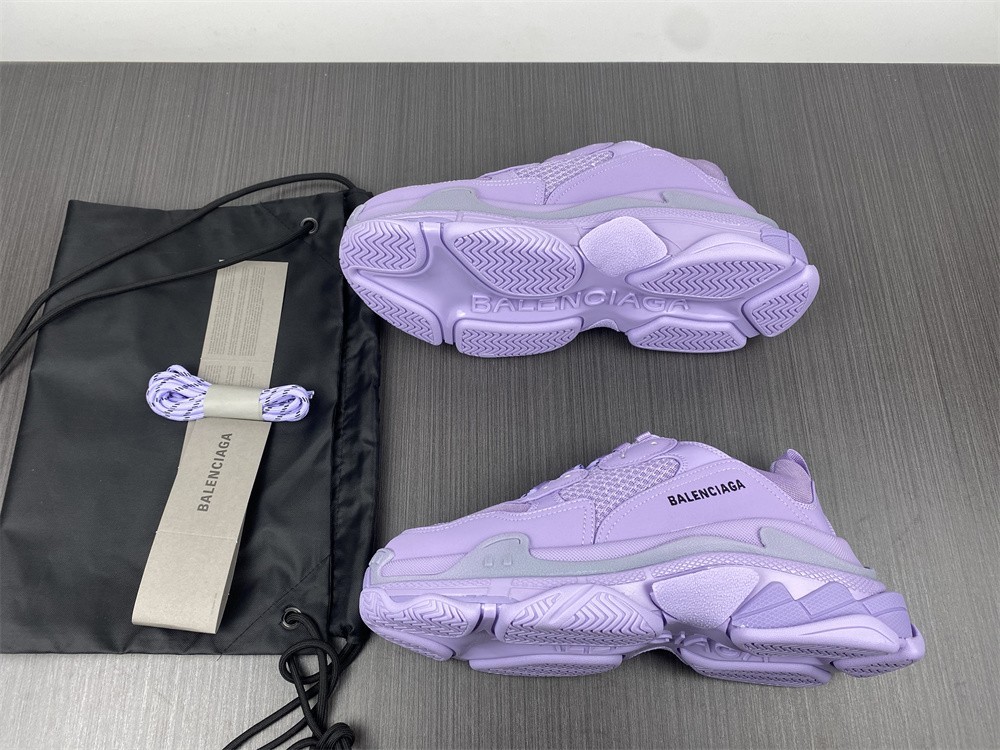 TRIPLES TRAINER SNEAKERS 2000039