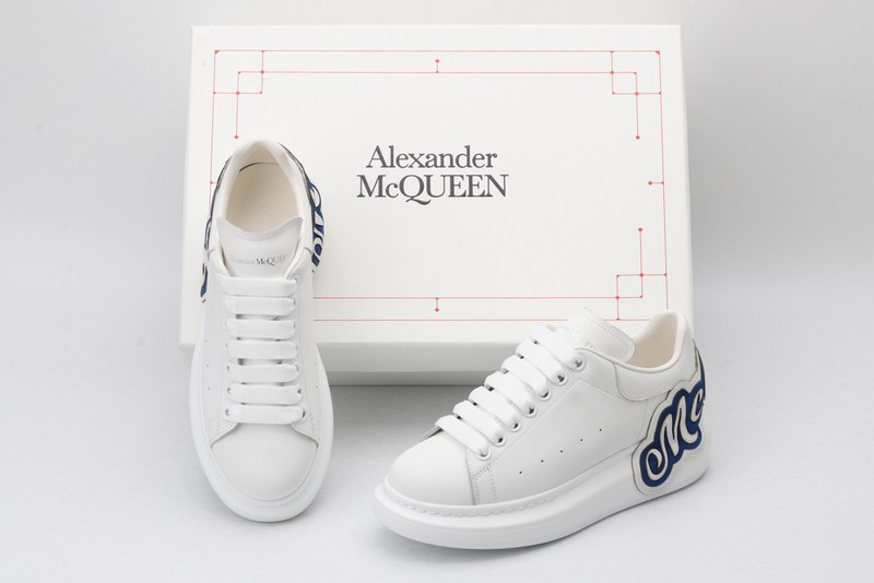 Ale*d*r MCQ22