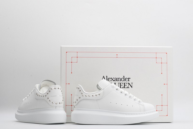 Ale*d*r MCQ19