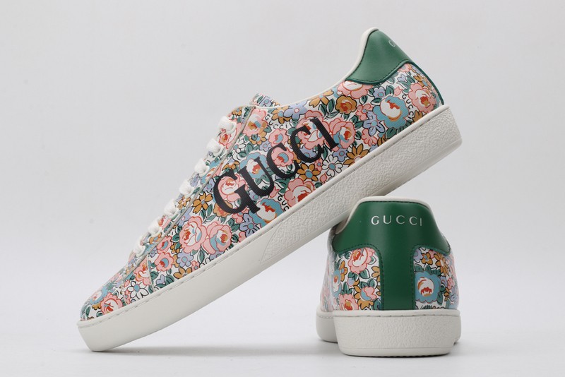 G*u*i* Trainer Sneaker69
