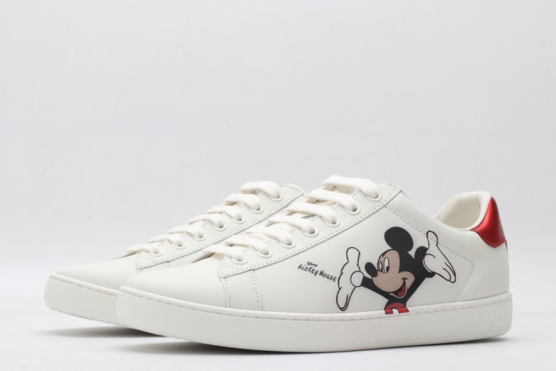 G*u*i* Trainer Sneaker68
