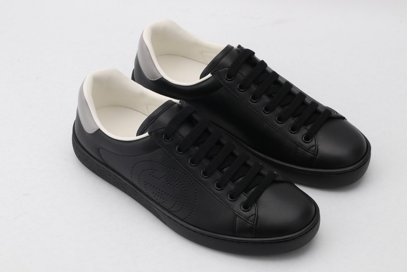 G*u*i* Trainer Sneaker56