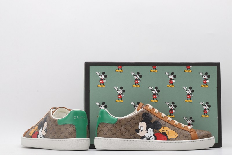 G*u*i* Trainer Sneaker52