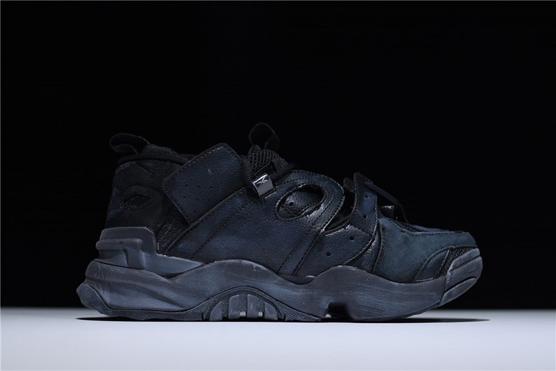Reebok Genetically Modified Pump Sneakers black CN0407