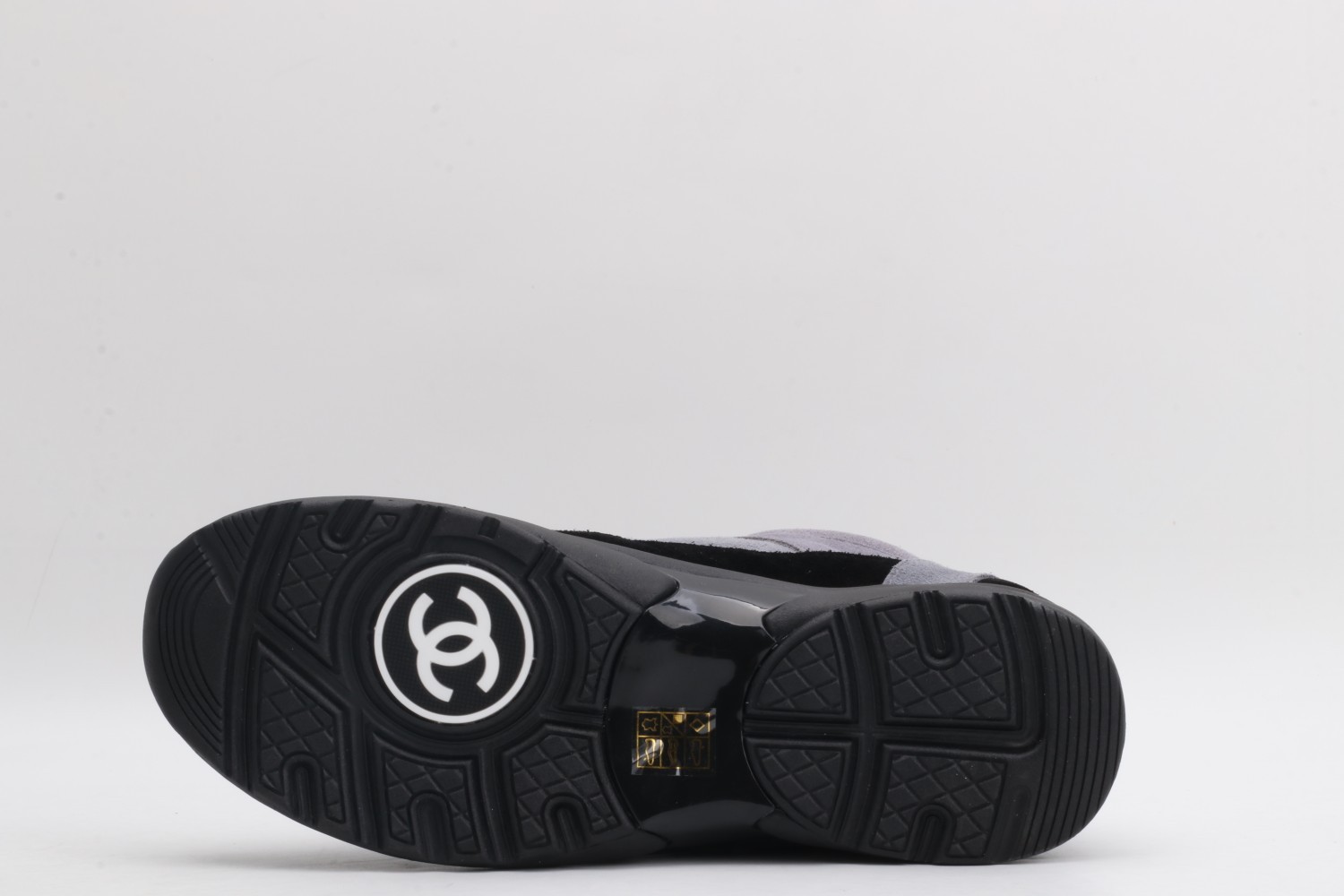 Chane* snekaers C000007