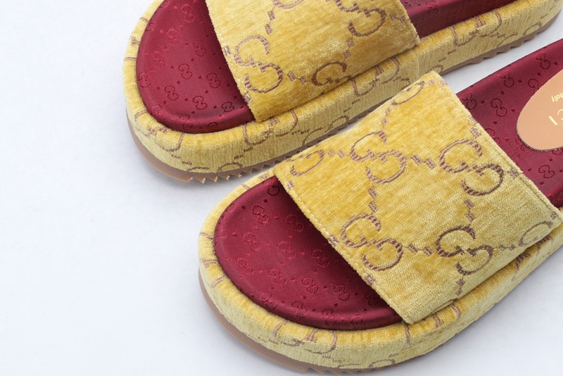 G*u*i* Sandal69