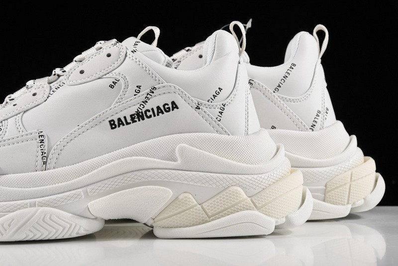 TRIPLES TRAINER SNEAKERS LETTERS 2000016