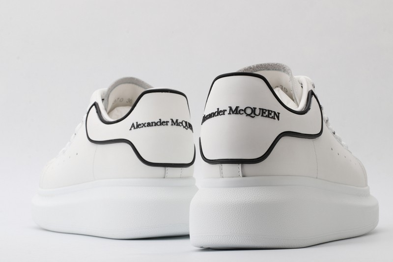 Ale*d*r MCQ16