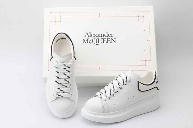 Ale*d*r MCQ16