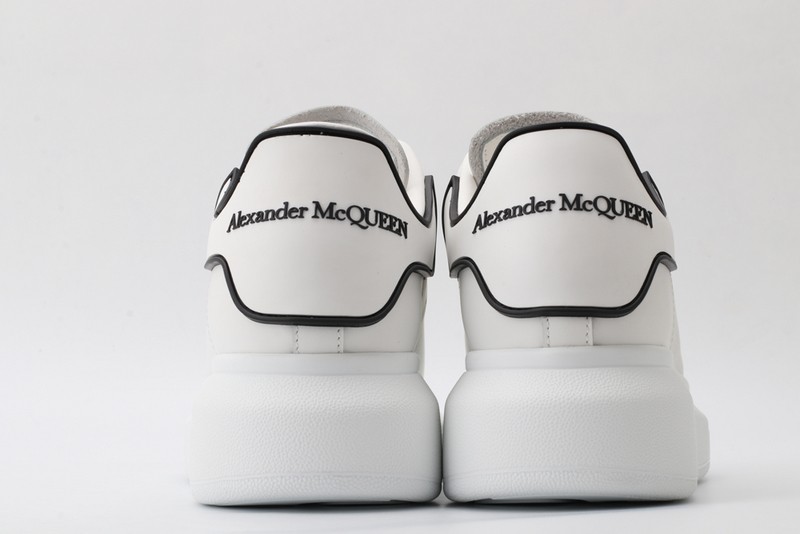 Ale*d*r MCQ16