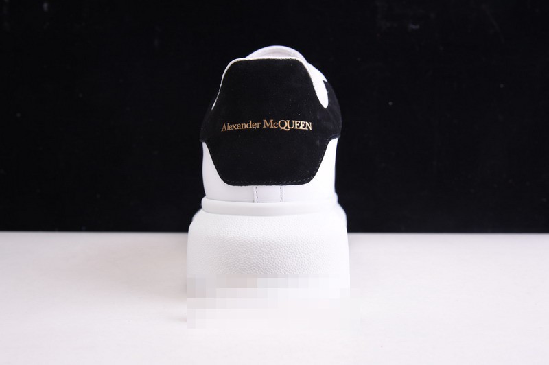 Ale*d*r MCQ5