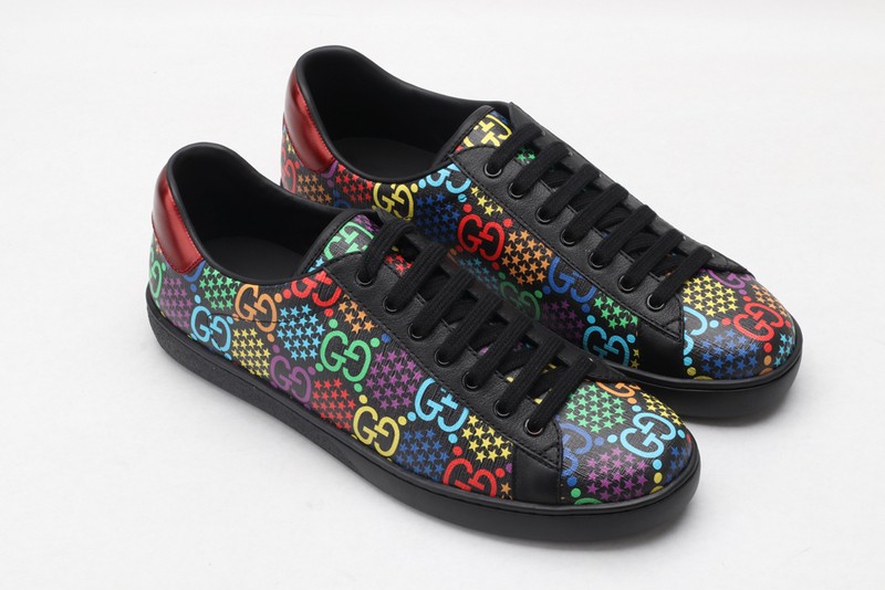 G*u*i* Trainer Sneaker49