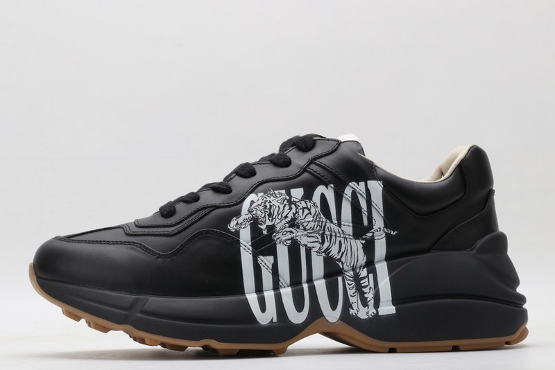 G*u*i* Trainer Sneaker38
