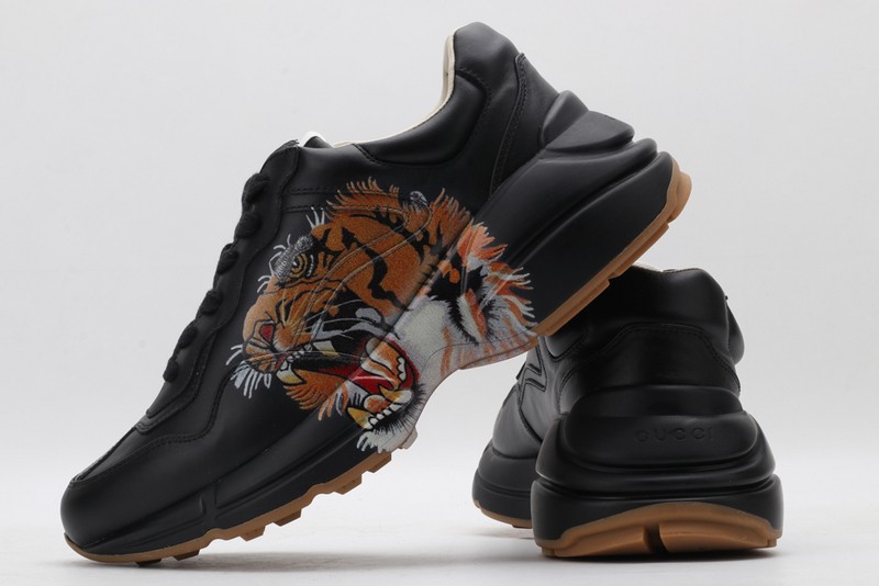 G*u*i* Trainer Sneaker36