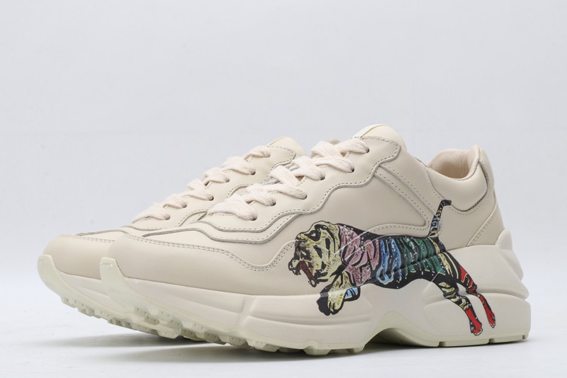 G*u*i* Trainer Sneaker30