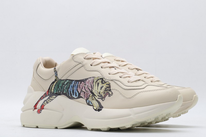 G*u*i* Trainer Sneaker30