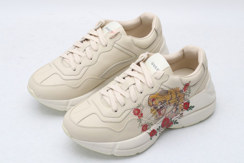 G*u*i* Trainer Sneaker26