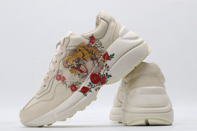 G*u*i* Trainer Sneaker26