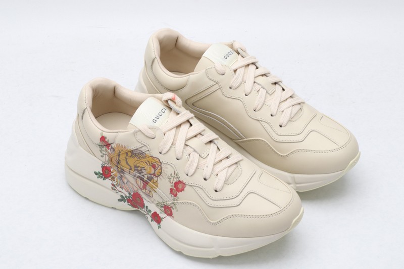 G*u*i* Trainer Sneaker26