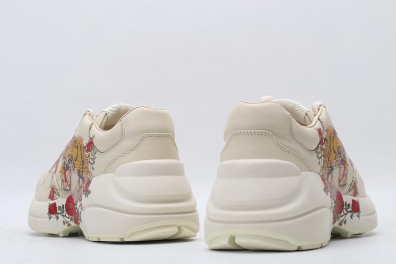 G*u*i* Trainer Sneaker26