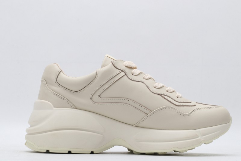 G*u*i* Trainer Sneaker24