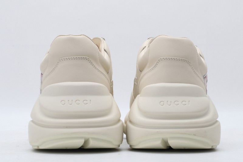 G*u*i* Trainer Sneaker23