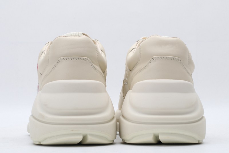 G*u*i* Trainer Sneaker21