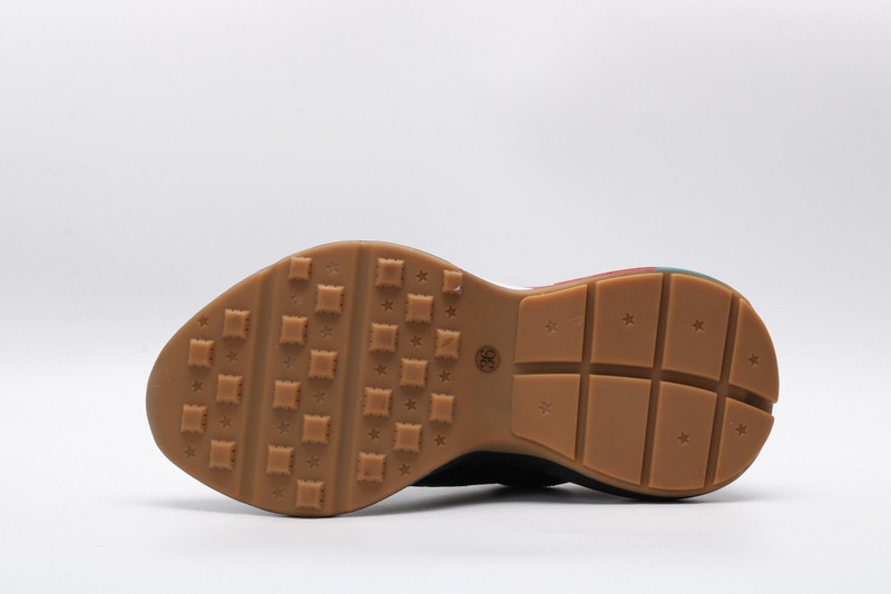 G*u*i* Trainer Sneaker17