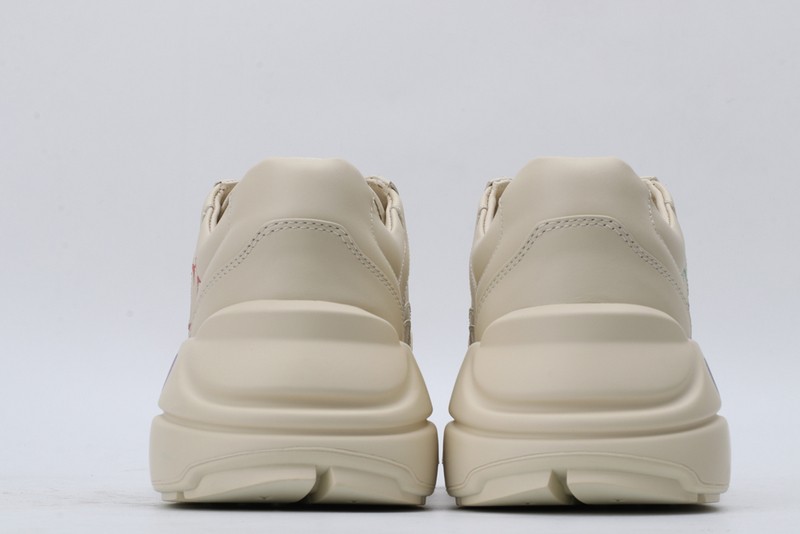 G*u*i* Trainer Sneaker3