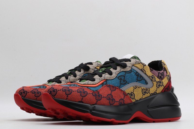 G*u*i* Trainer Sneaker2