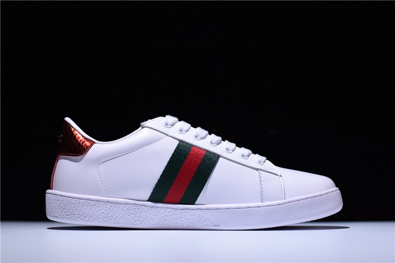G*u*i* Ace Embroidered Low-Top Sneaker white with bee