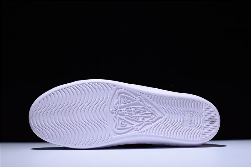 G*u*i* Ace Embroidered Low-Top Sneaker white with bee