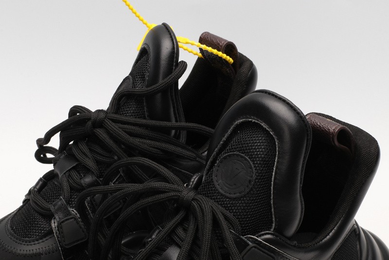 LV snekaers L000001