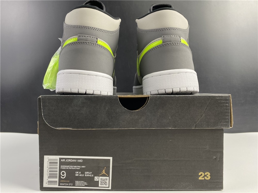 Air Jordan 1 mid AJ1 554724-072
