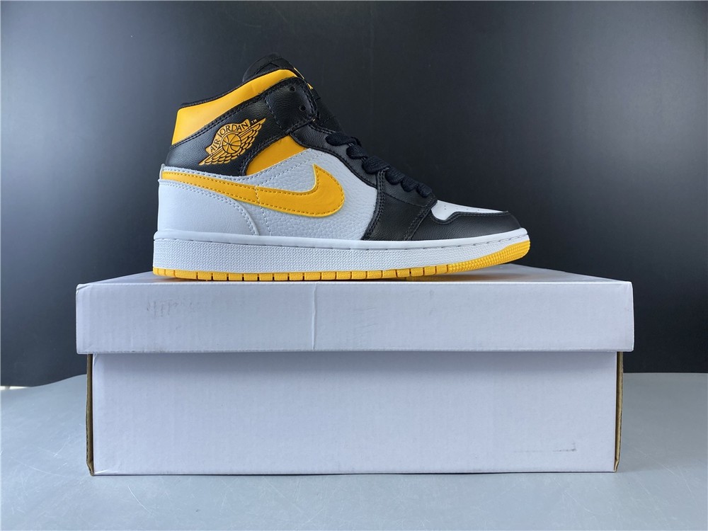Air Jordan 1 Mid  SE CV5276 107